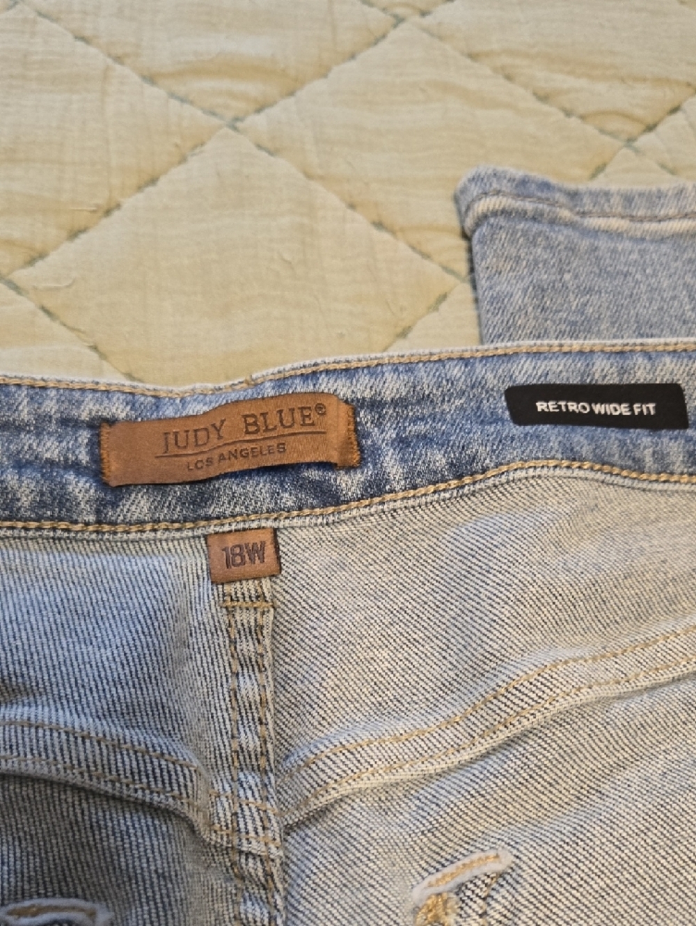 Judy Blue Wide Leg Jeans - Picture 3 of 8